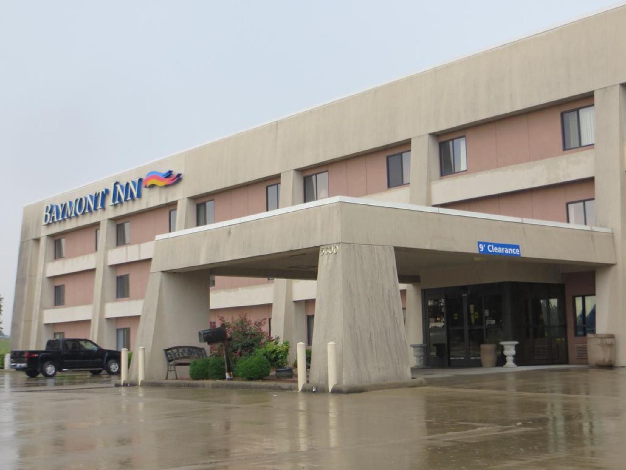 Baymont By Wyndham Paducah Hotel Exterior photo