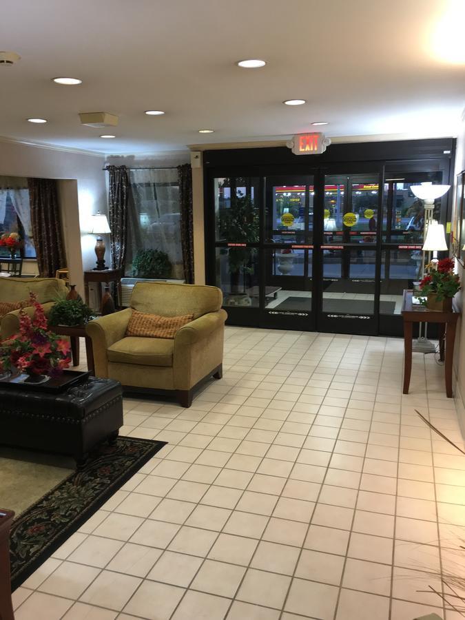 Baymont By Wyndham Paducah Hotel Exterior photo