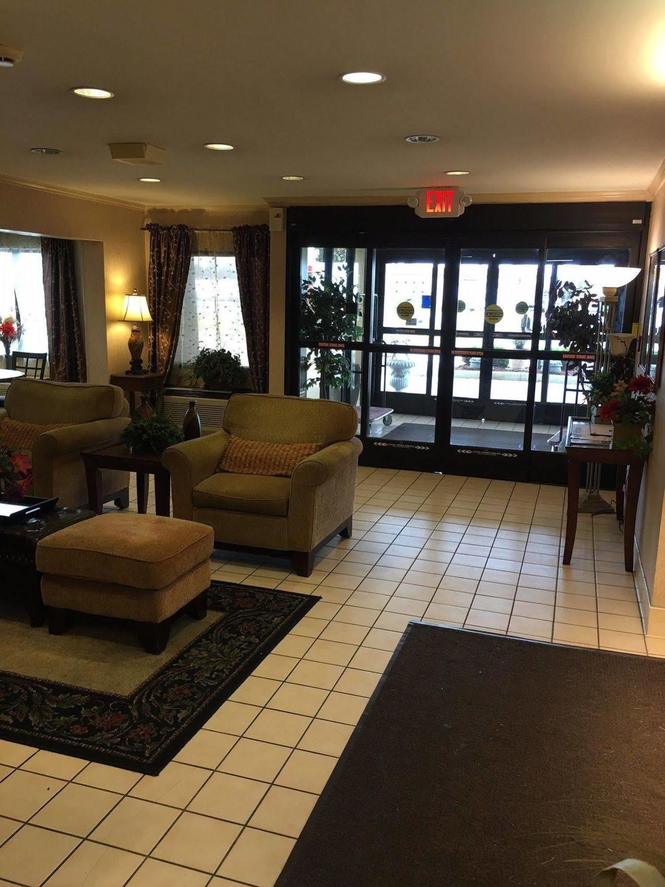 Baymont By Wyndham Paducah Hotel Exterior photo